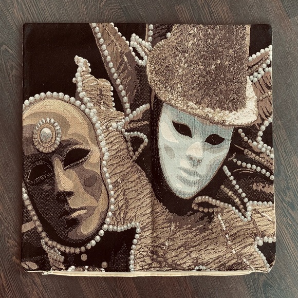 Brand New Venetian Pillow Cover - Picture 2 of 5